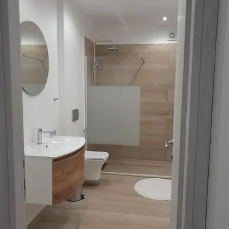 House 1 Appartement