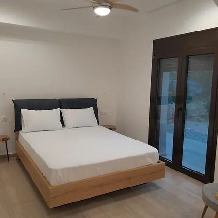 House 1 Appartement